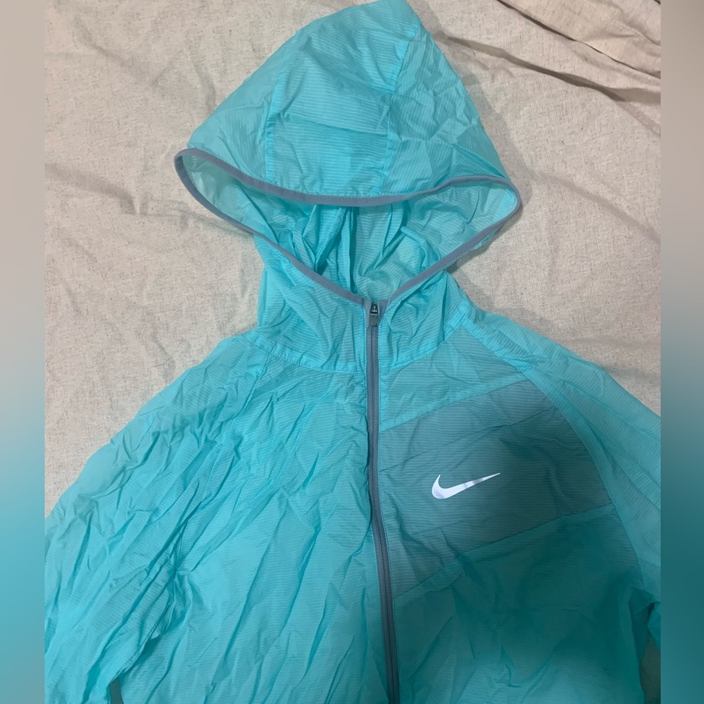 Nike windbreaker - Picture 1 of 5
